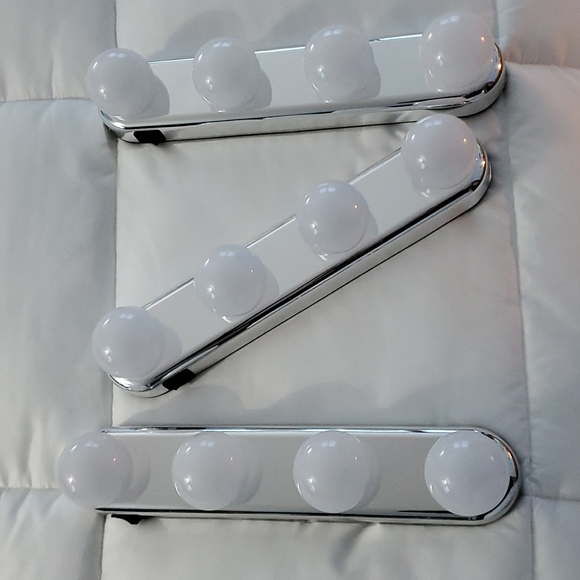 LED Vanity Lights - Picture 4 of 4